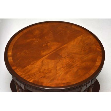 Antiker Georgean Couchtisch Nest aus Mahagoni