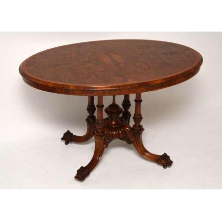 Antiker Victorian Nussbaum Esstisch