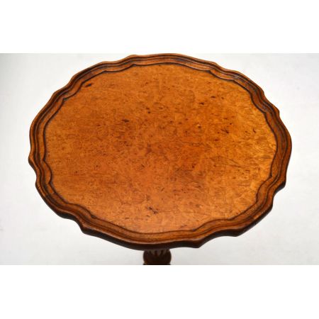 Paar Antike Tische / Burr Walnut Wine Tables