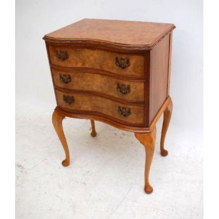 Antike Kommode - Queen Anne