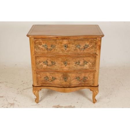 Antike swedische Kommode