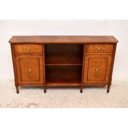 Bücherschrank Sideboard mit geschwungener Front