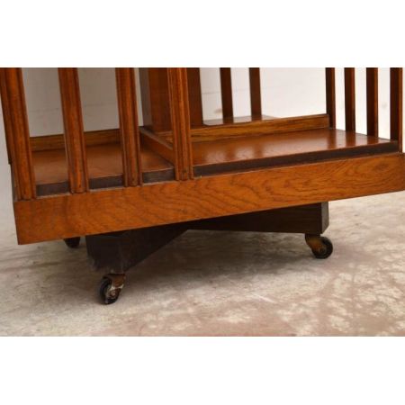 Antikes Revolving Bücherregal Bookcase