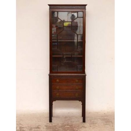 Schlankes Edwardian Bookcase