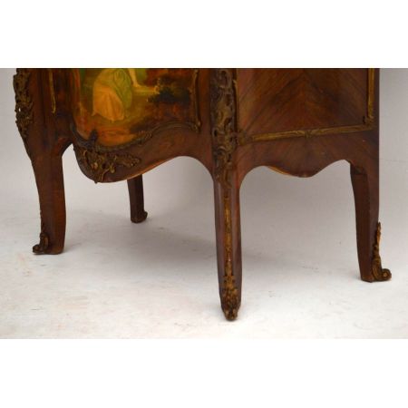 Erstklassige antike Vitrine