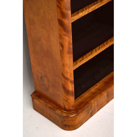 Satin Birch Bücherschrank antik 1860