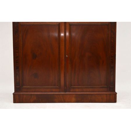 Antikes Mahogany Bookcase 