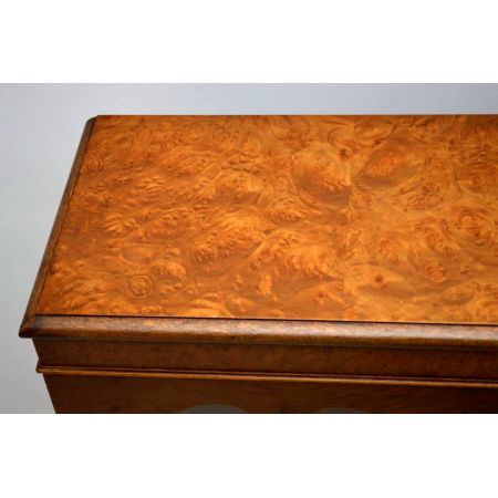 Antike Vitrine von 1930