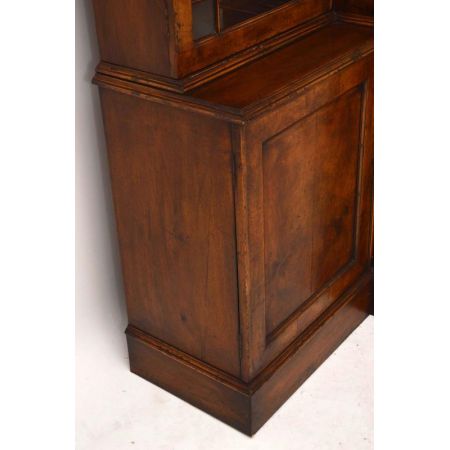 Außergewöhnliches Breakfront antik