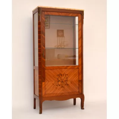 Schönes antikes Display Cabinet Vitrine mit Marmor