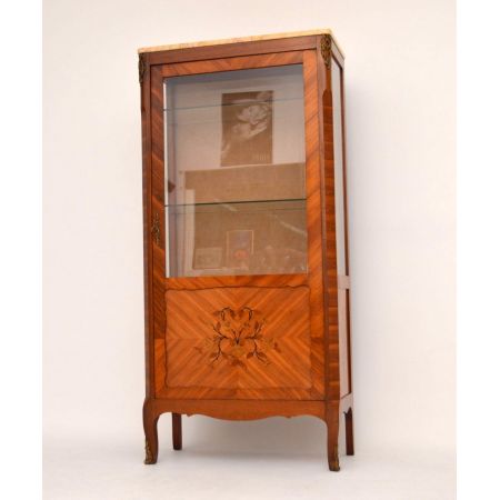 Schönes antikes Display Cabinet Vitrine mit Marmor