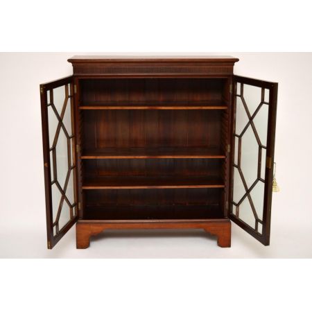 Antike Astral-Verglaste Mahagoni Vitrine