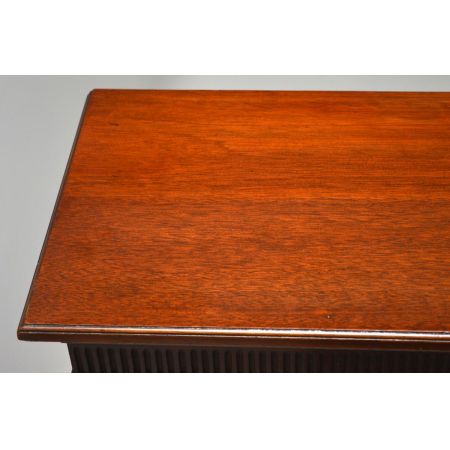 Antike Astral-Verglaste Mahagoni Vitrine