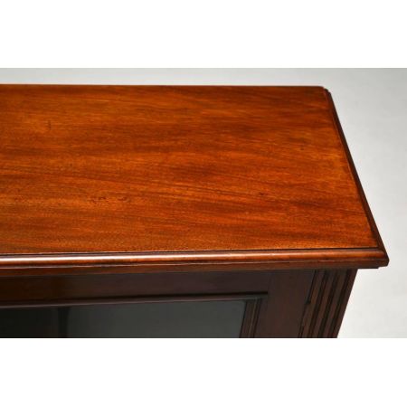 Antikes Victorian Mahagoni Bücherregal mit Türen