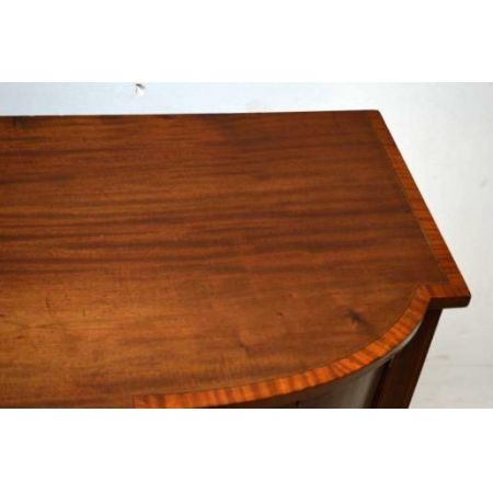 Antiikes  Edwardian  Intarsiertes  Mahogany Sideboard