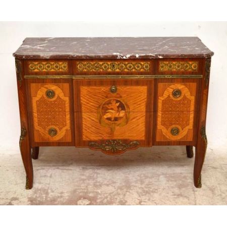 Antike opulente Kommode 