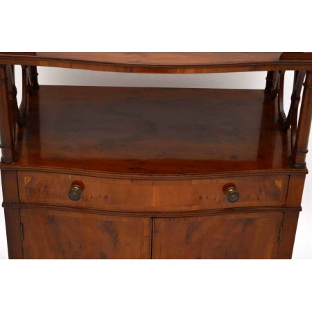 Antiker Yew Wood Side Table 
