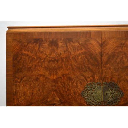 Antike Queen Anne Hausbar Schrank