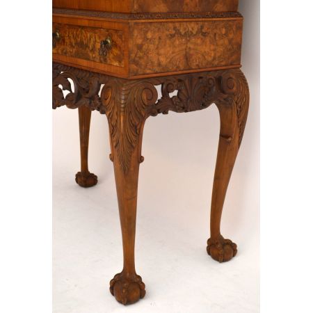 Antike Queen Anne Hausbar Schrank