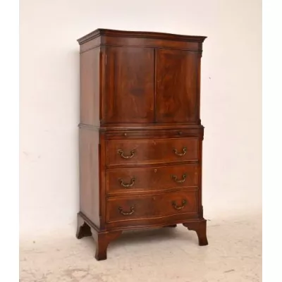 Antiiker  Flammen  Mahogany  Chest Linnenpress  on Chest