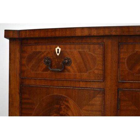 Antikes Bowfront Kommode