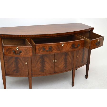 Antikes Bowfront Kommode