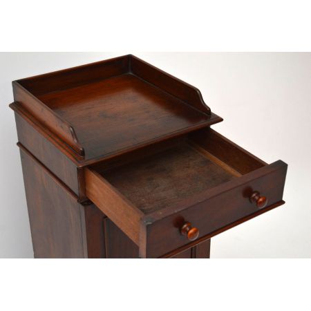 Antiker Victorian Mahagoni Cupboard