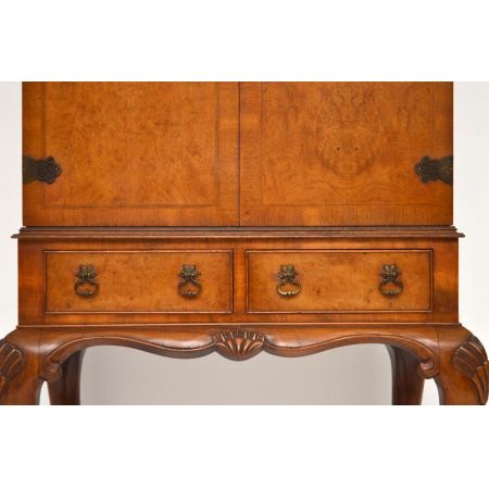 Antikes Burr Walnuss Cocktail Schrank