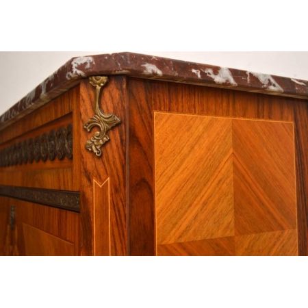 Antike schwedische Intarsien Kommode mit Marmor Oberfläche