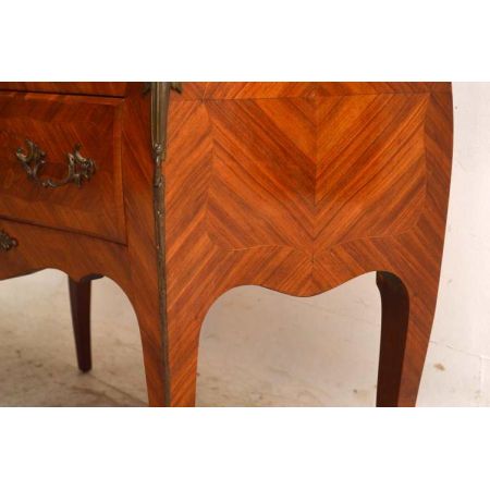  Antique Französisch Kommode mit Marketerie, Marmoroberfläche und Vergoldung