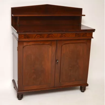 Antikes Früh-Viktorianisches Mahagoni Sideboard