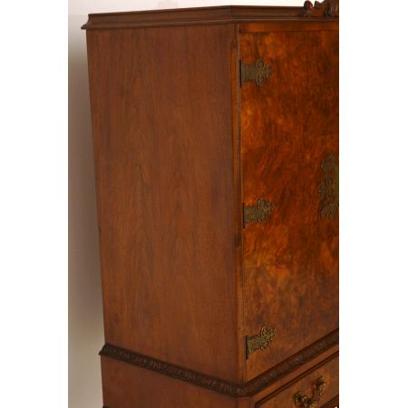 Antike Queen Anne Style Burr Walnut Cocktail Kabinett