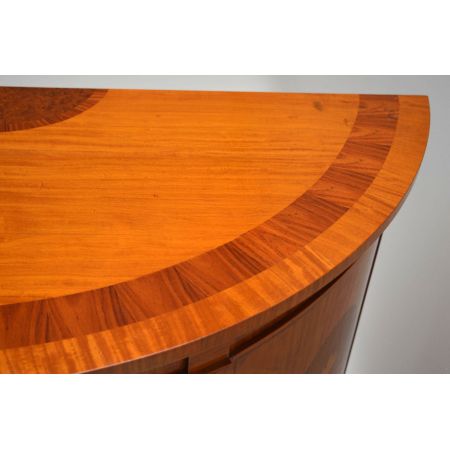 Antikes Sheraton Stil Sideboard