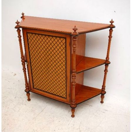 Antike  Victorian Seitdennussbaum Grill Front Chiffonier Sideboard 