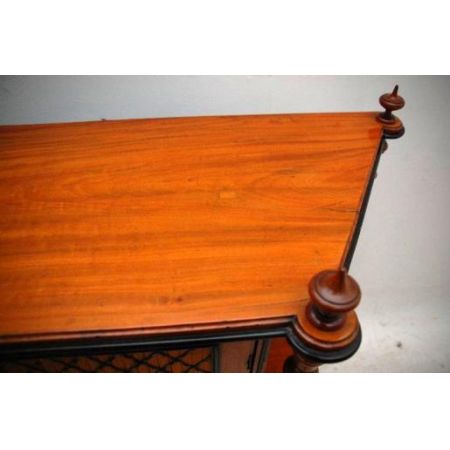 Antike  Victorian Seitdennussbaum Grill Front Chiffonier Sideboard 