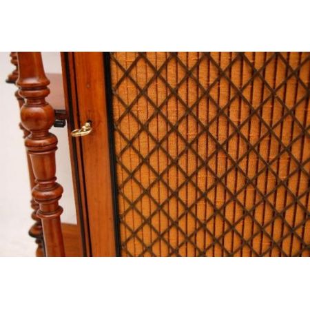 Antike  Victorian Seitdennussbaum Grill Front Chiffonier Sideboard 