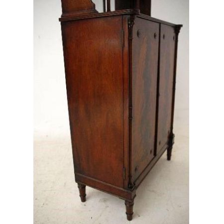 schmale elegante  Antike  Regency Style Mahogany Chiffonier