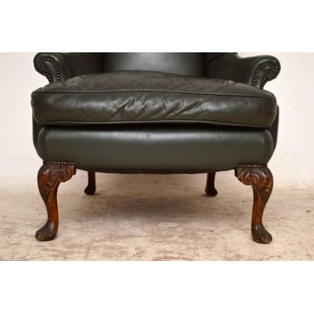 Antiker Wing Chair mit weichem Leder