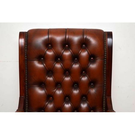 Paar Antiker Ledersessel mit Deep Buttons Sessel aus Leder