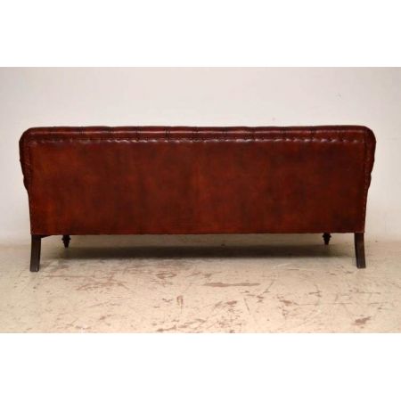 Großes antikes Ledersofa mit Deep Buttons