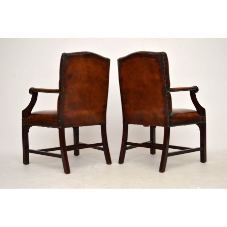 Paar antiker Gainsborough Armchair