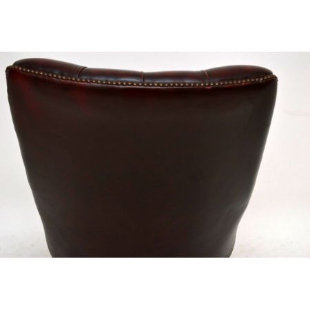 Antiker Regency-Stil tief geknöpfter Leder - Mahagoni Sessel