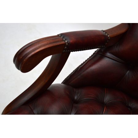 Antiker Regency-Stil tief geknöpfter Leder - Mahagoni Sessel