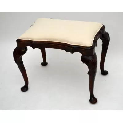 Antiker kleiner Hocker Mahagoni