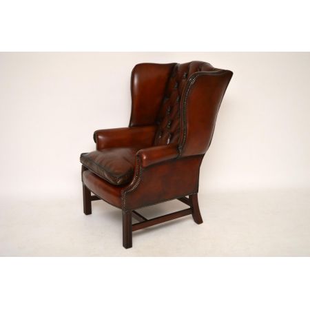 Ein Paar antiker Leder-Ohren Sessel