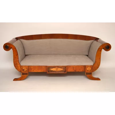 Großes antikes schwedisches Satin Birke Sofa