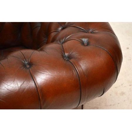 Schönes Paar antiker chesterfield windsor chairs 