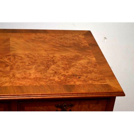 Kommode aus Nussbaum 4 Schubladen Antike Kommode Holzkommode Wohnzimmerkommode