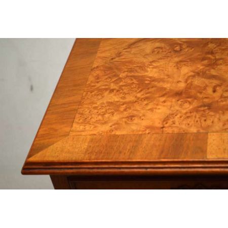 Kommode aus Nussbaum 4 Schubladen Antike Kommode Holzkommode Wohnzimmerkommode