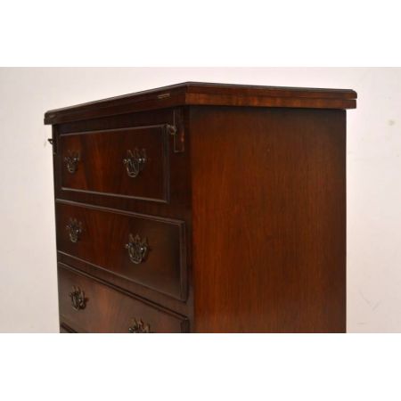 Antike Mahagoni Kommode mit Ablage